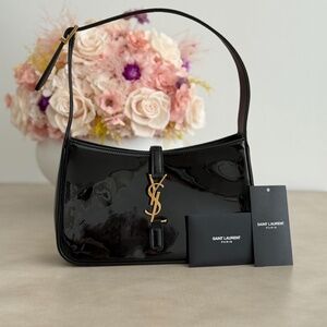 Saint Laurent Le 5 à 7 Patent Leather Shoulder Bag